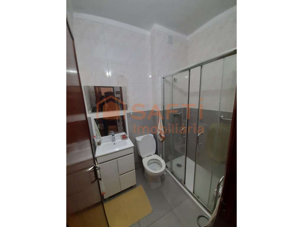 Apartamento T3 impecável no Barreiro - Grande imagem: 3/23
