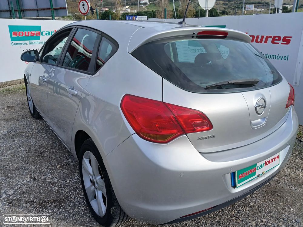 Opel Astra 1.4 Enjoy - 8