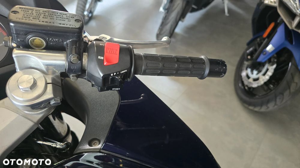 Honda CBR - 18