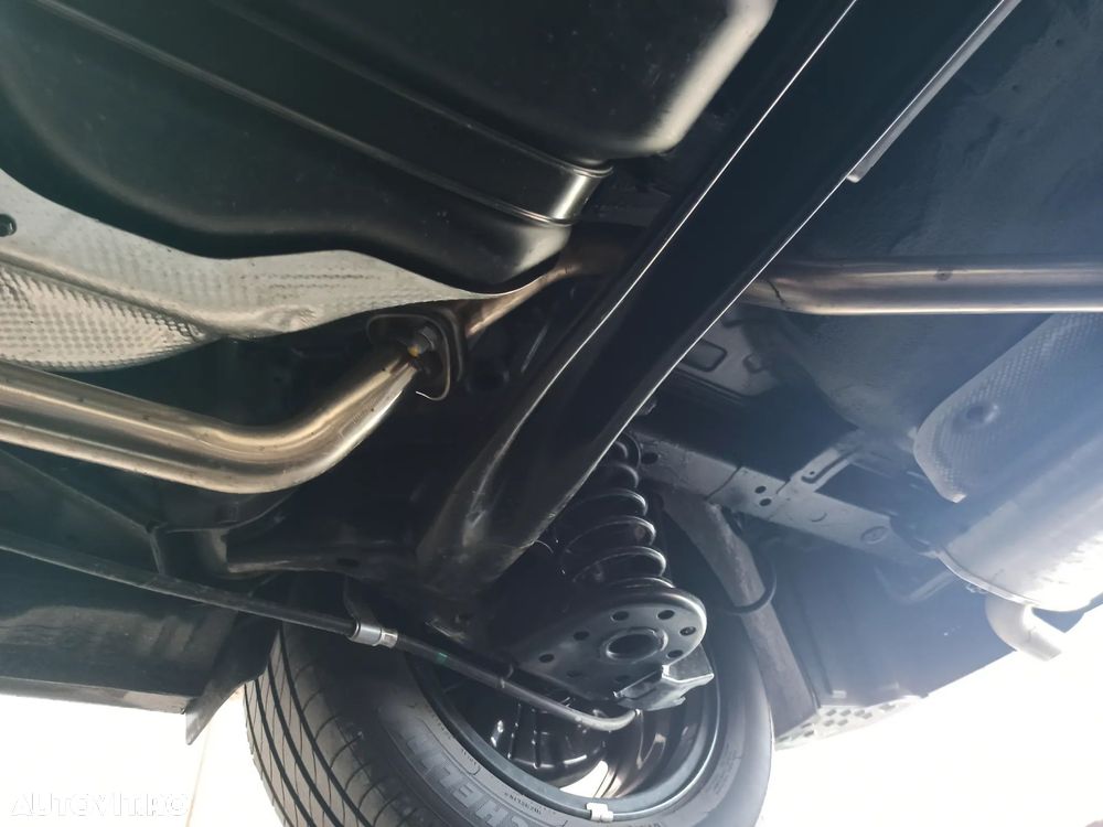 Hyundai i30 1.5 110CP 5DR M/T Highway - 17