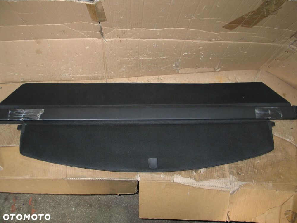 roleta bagaznika peugeot 5008 2 II 98154467ZD - 2