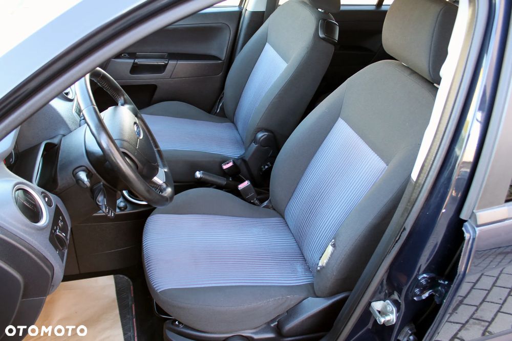 Ford Fusion 1.4 Elegance - 10