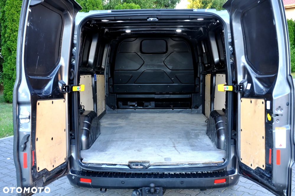 Ford Transit Custom L2H1 - 24
