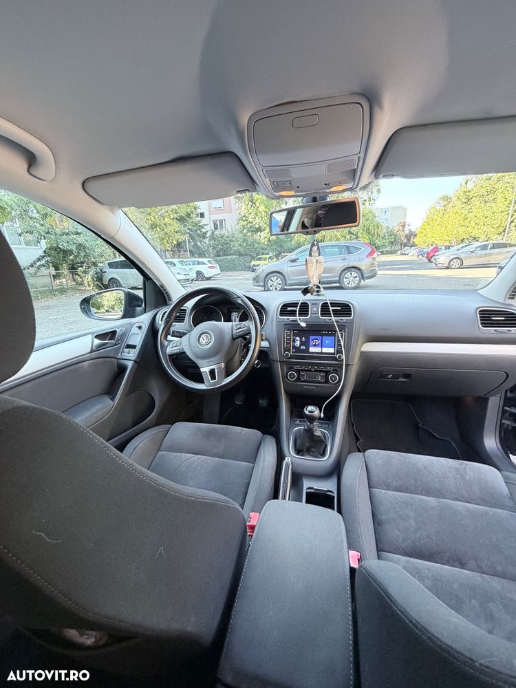 VOLKSWAGEN Golf 2011 — imagine 9
