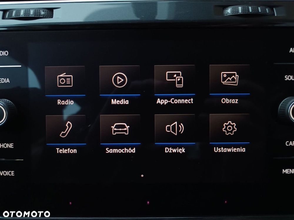 Volkswagen Golf 1.5 TSI BMT Trendline - 22