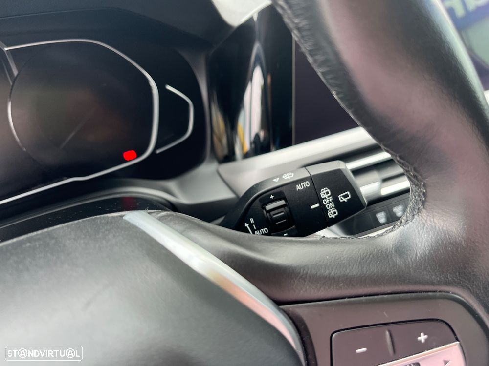 BMW 330 e Corporate Edition Auto - 36