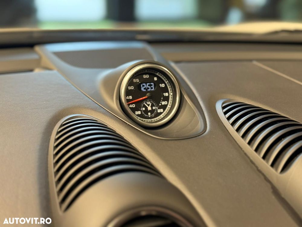 Porsche Boxster - 38