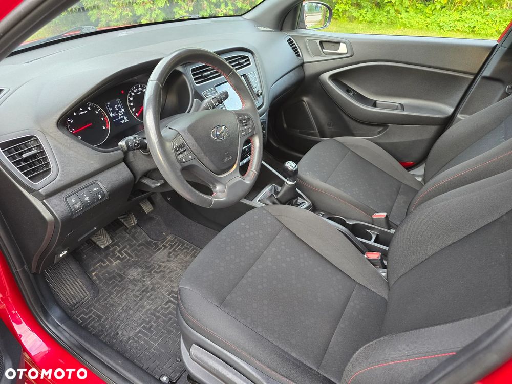 Hyundai i20 1.2 Comfort - 13