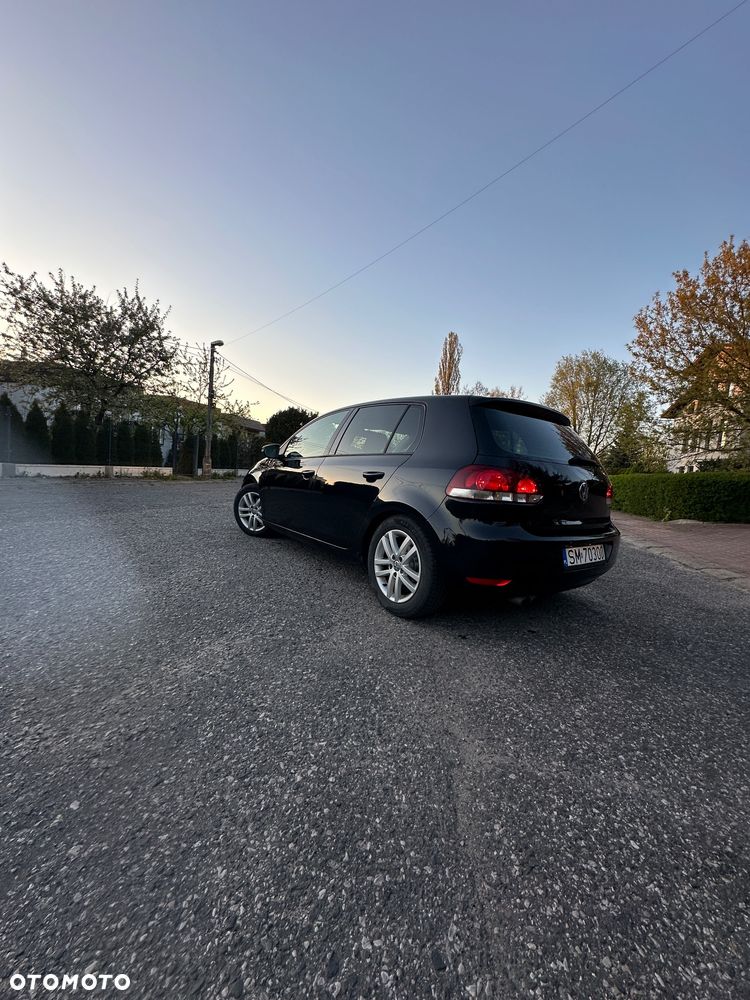 Volkswagen Golf 2.0 TDI DPF Highline - 7