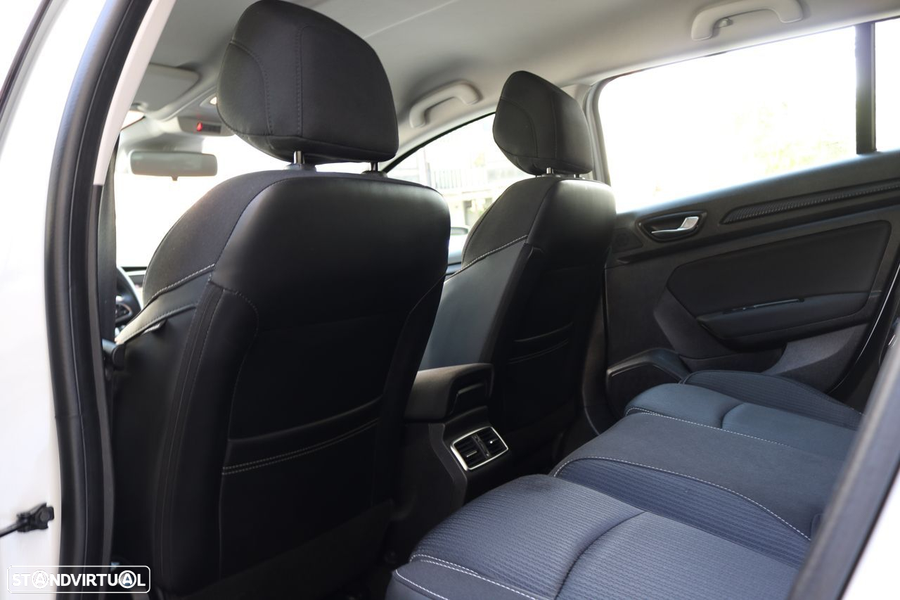 Renault Mégane Sport Tourer 1.5 Blue dCi Zen - 15