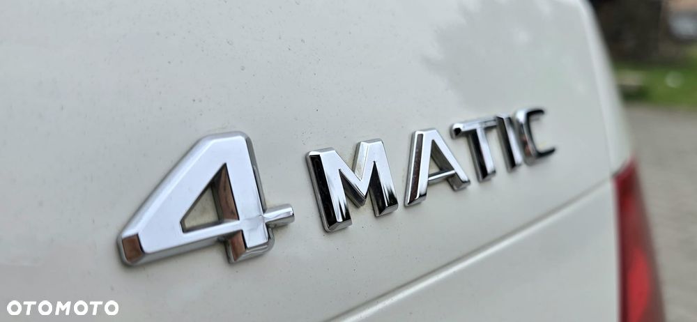 Mercedes-Benz Klasa C 250 CDI BlueEff Elegance 4-Matic - 2