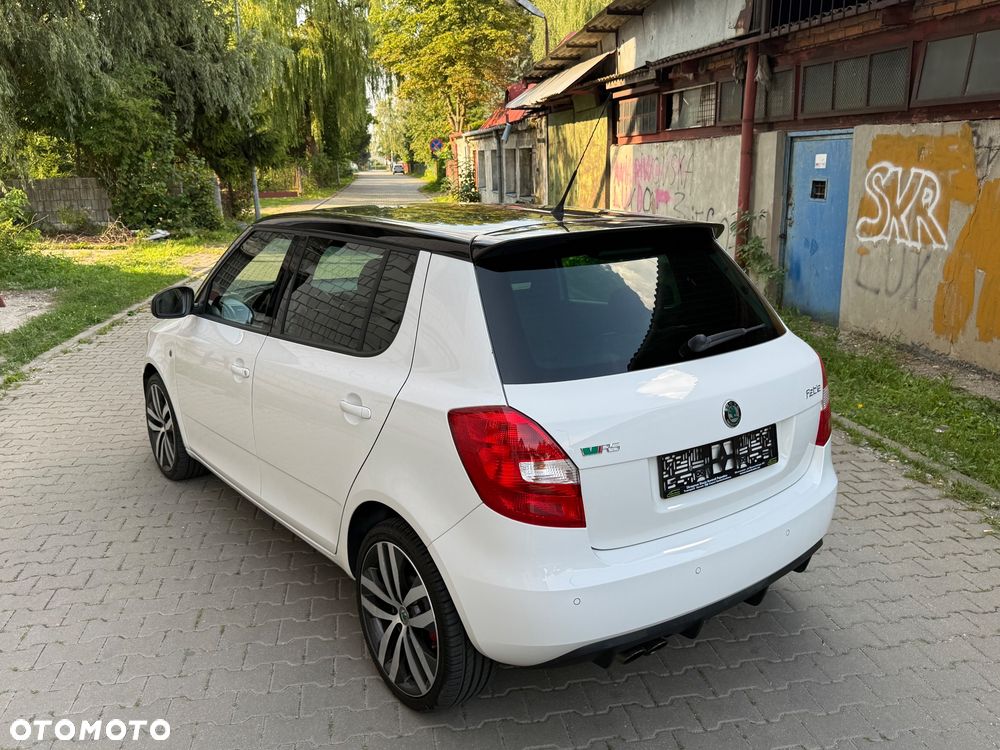 Skoda Fabia 1.4 TSI DSG RS - 7