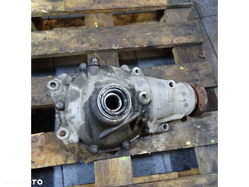BMW 7 F01 4.4  DYFER MOST PRZEDNI 7558090 7558154 - 4