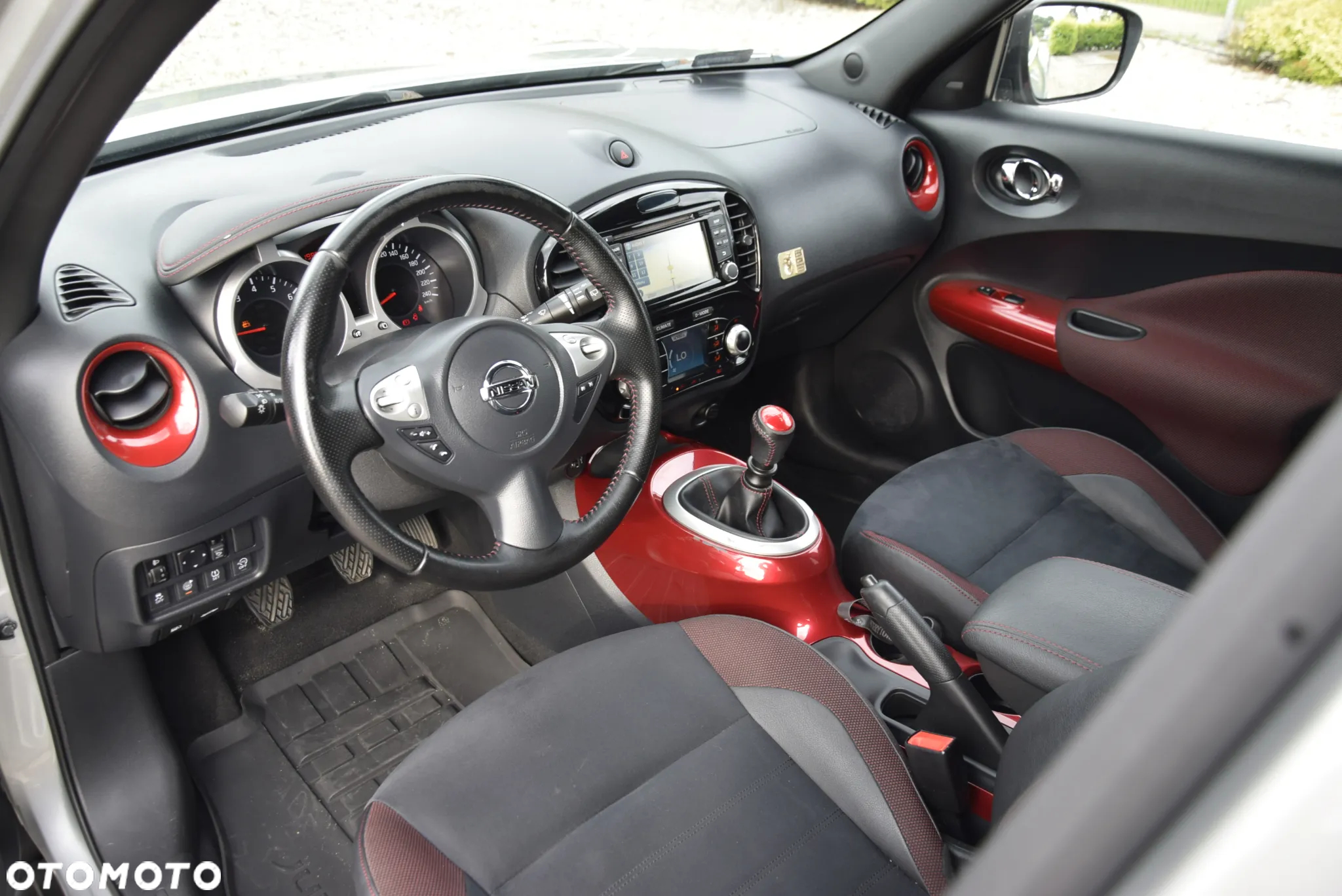 Nissan Juke 1.2 DIG-T Tekna (lea) EU6 - 15