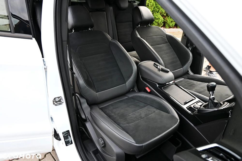 Ford Kuga 1.5 EcoBoost FWD ST-Line ASS - 31