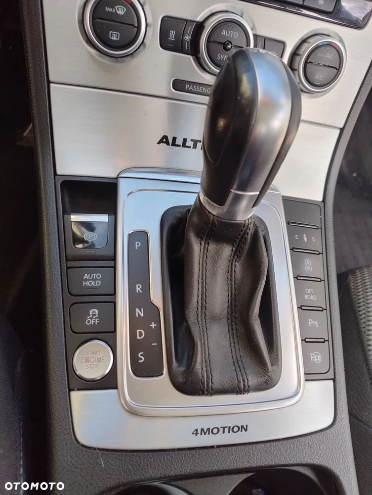 Volkswagen Passat Alltrack 2.0 TDI 4Mot DSG - 16