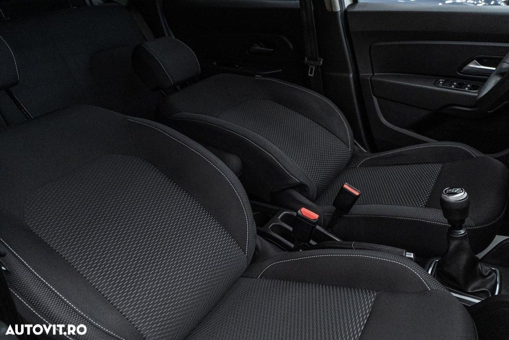 Dacia Duster 1.5 Blue dCi 4WD Comfort - 31