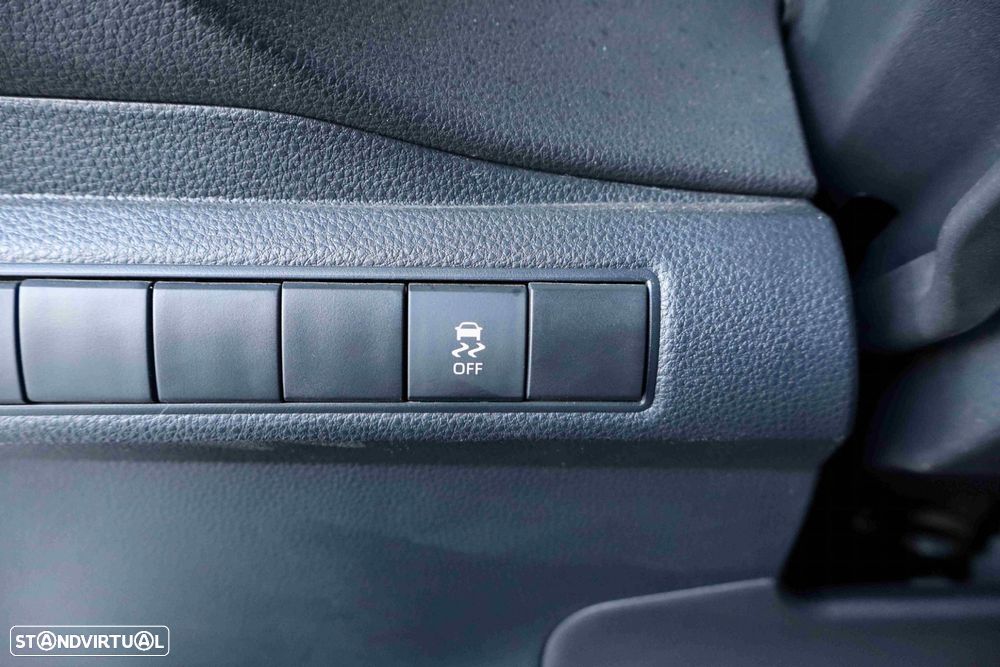 Toyota Corolla 1.8 Hybrid Comfort - 16