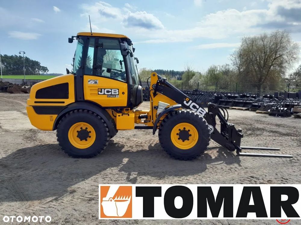 JCB 409 - 6