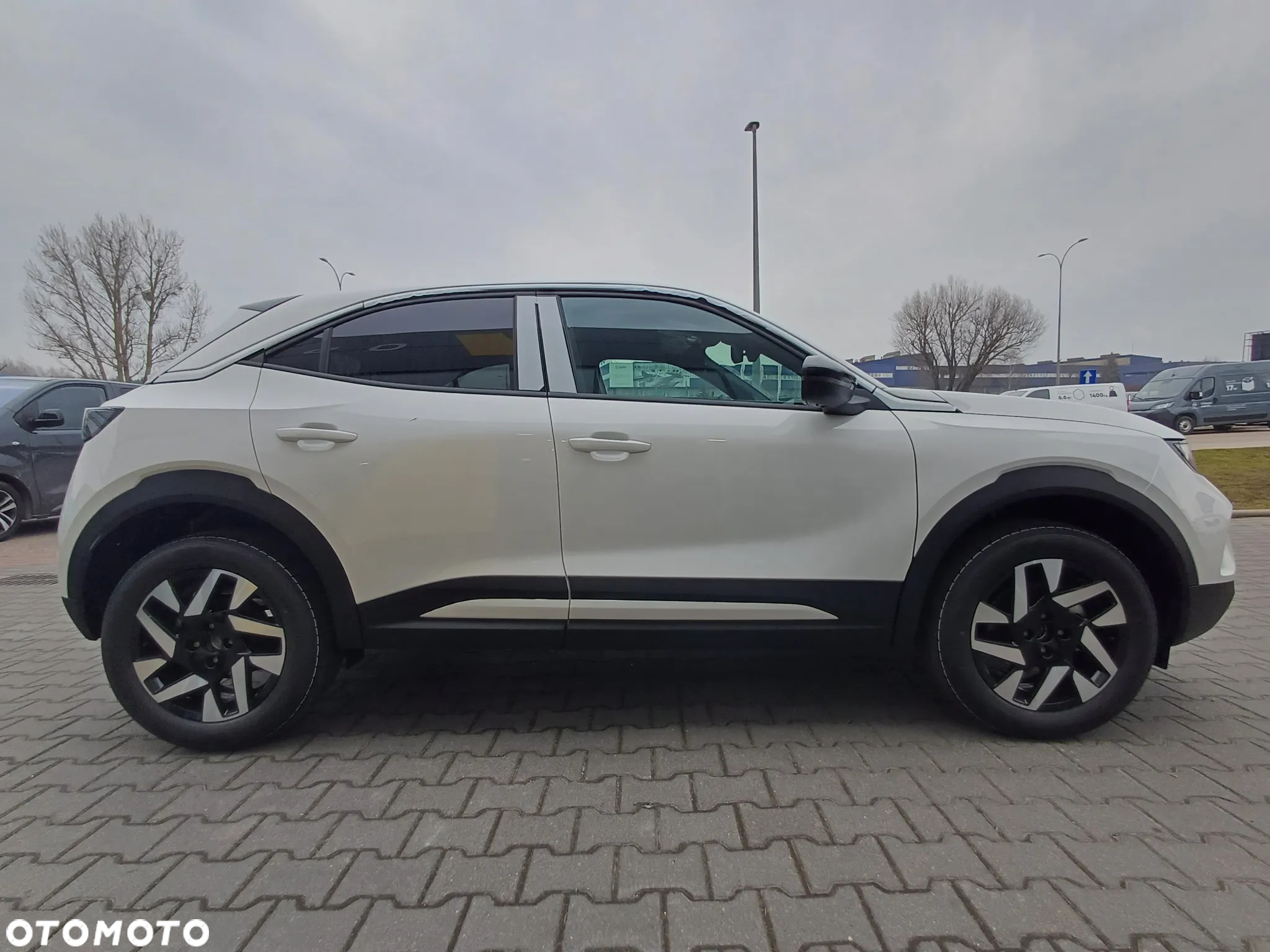 Opel Mokka 1.2 T Edition S&S - 4