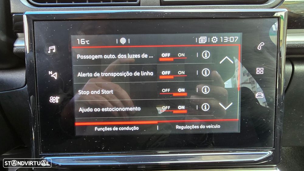 Citroën C3 1.2 PureTech Shine - 26