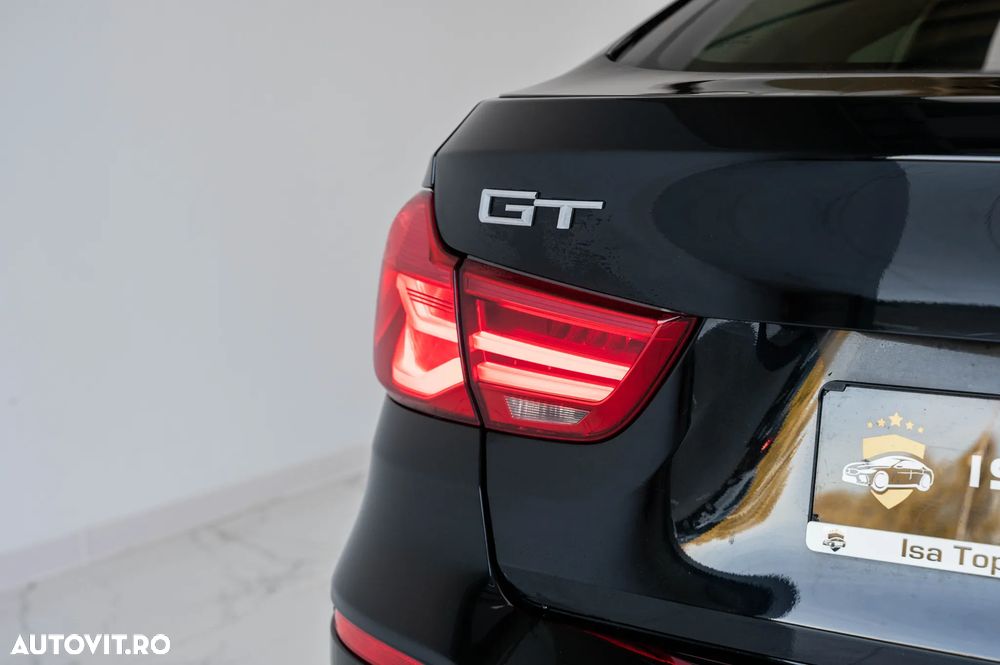 BMW Seria 3 320d Aut. Sport Line - 13