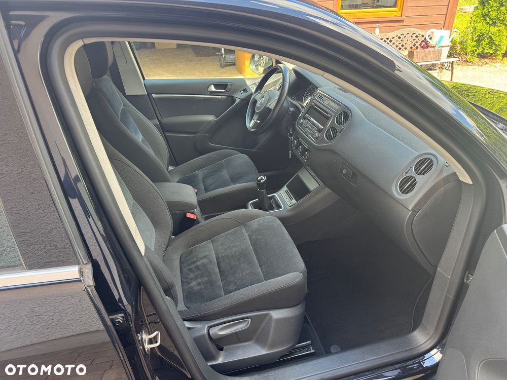 Volkswagen Tiguan - 8