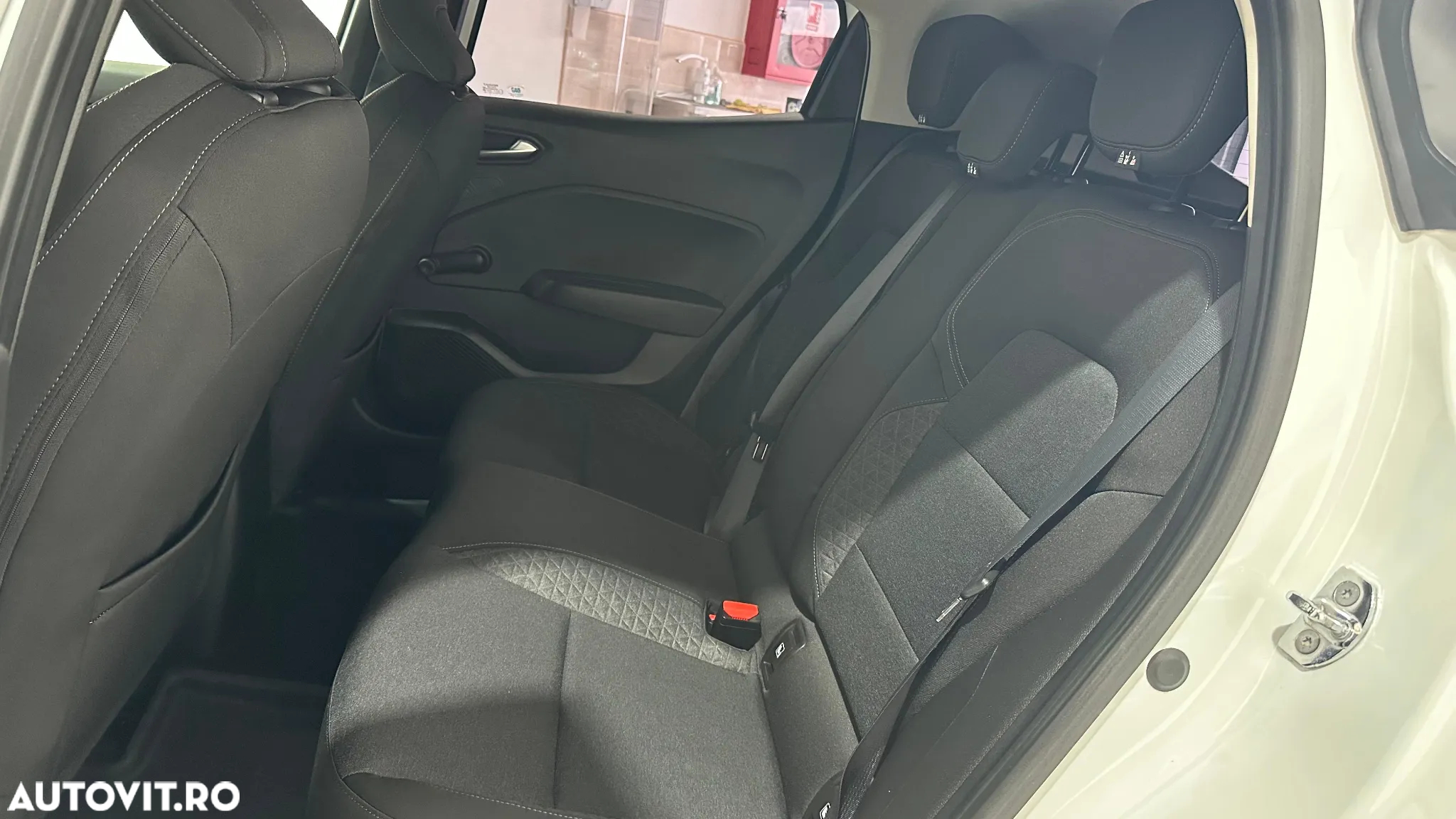 Renault Clio V TCe Zen - 9