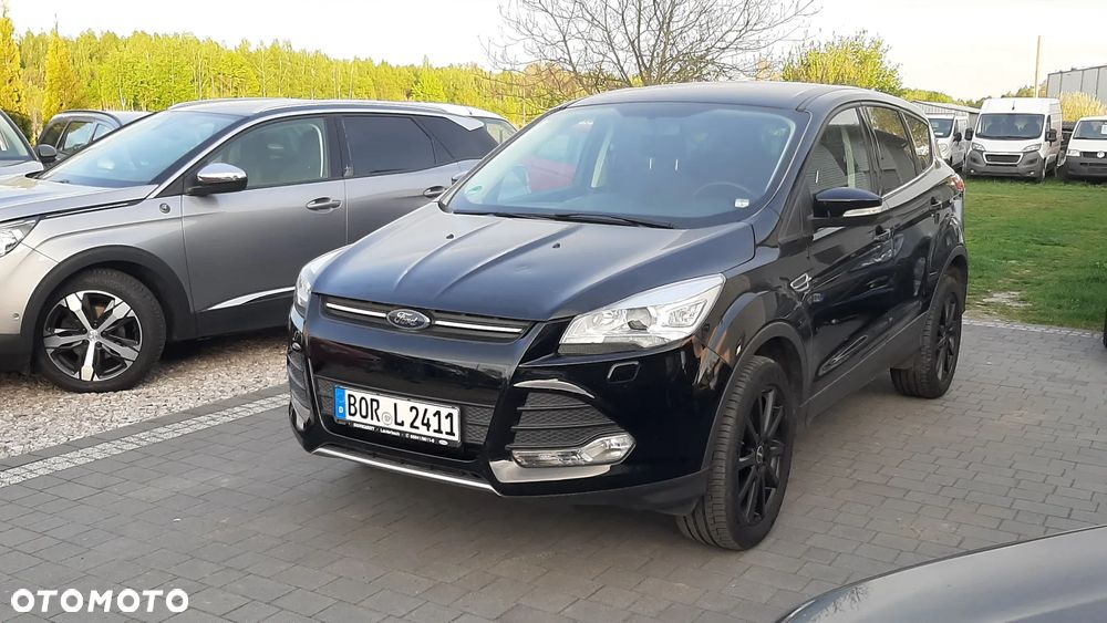 Ford Kuga - 1