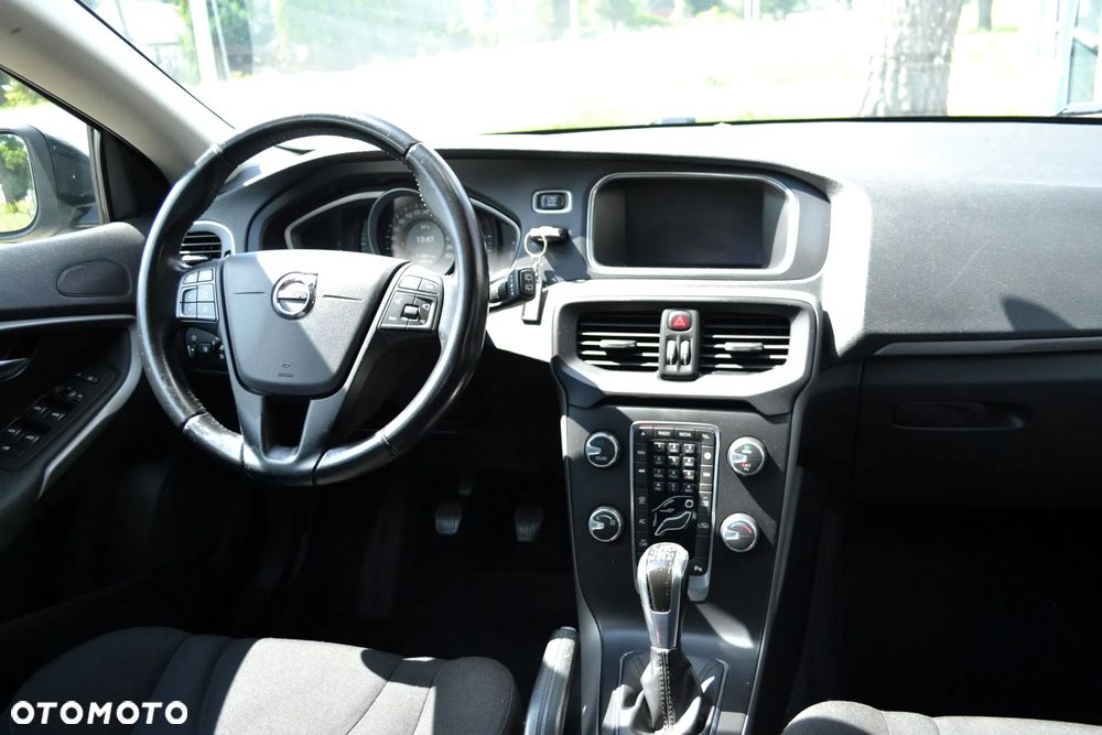 Volvo V40 D2 Kinetic - 7