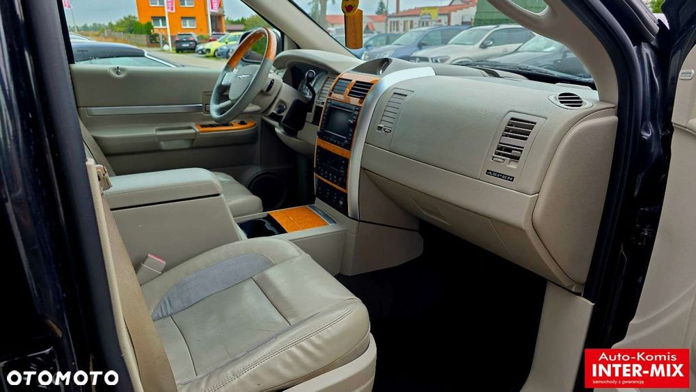 Chrysler Aspen - 36
