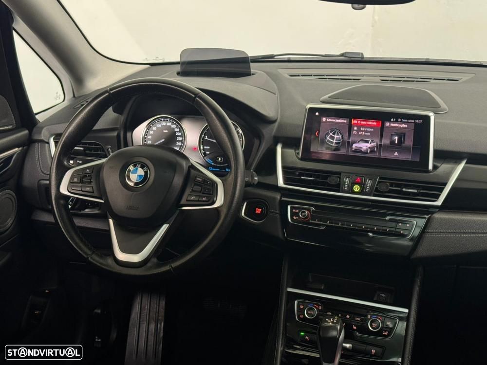 BMW 225xe Active Tourer Line Luxury - 35