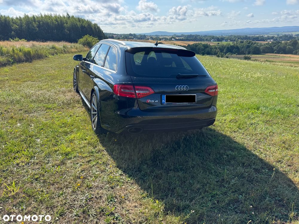Audi RS4 Avant Avant S tronic - 8