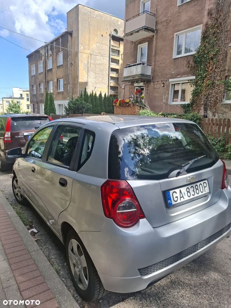 Chevrolet Aveo - 5