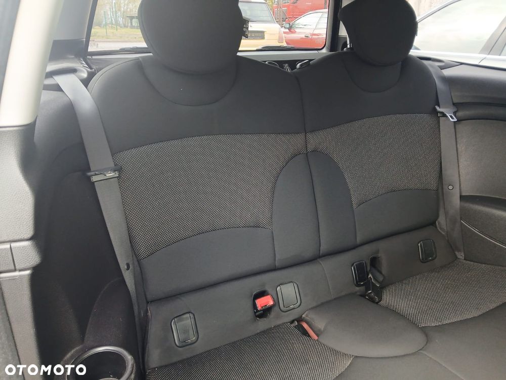 MINI Clubman - 12