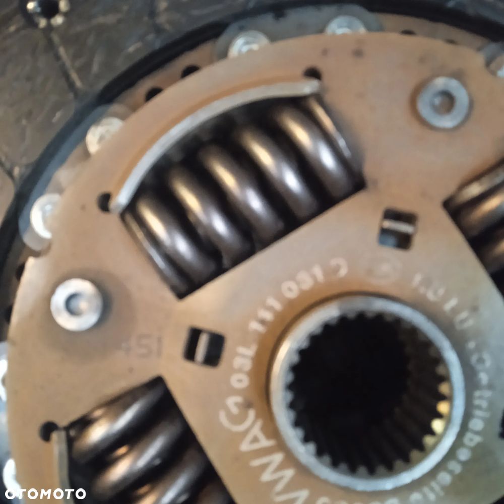 Sprzęgło dwumasowe Amarok 2.0TDI 03L141031D - 8