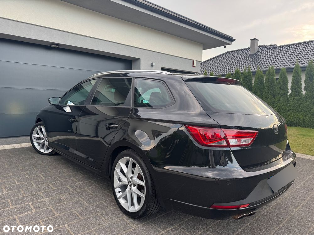 Seat Leon 2.0 TDI DPF DSG FR - 8