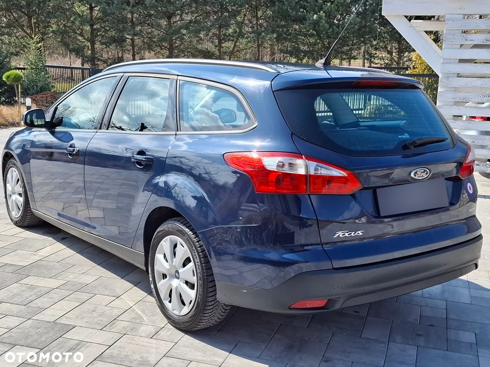 Ford Focus 1.6 TDCi DPF Start-Stopp-System SYNC Edition - 31