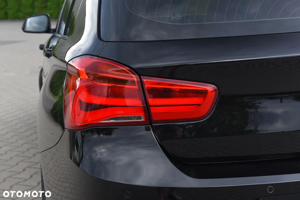 BMW Seria 1 116i - 10