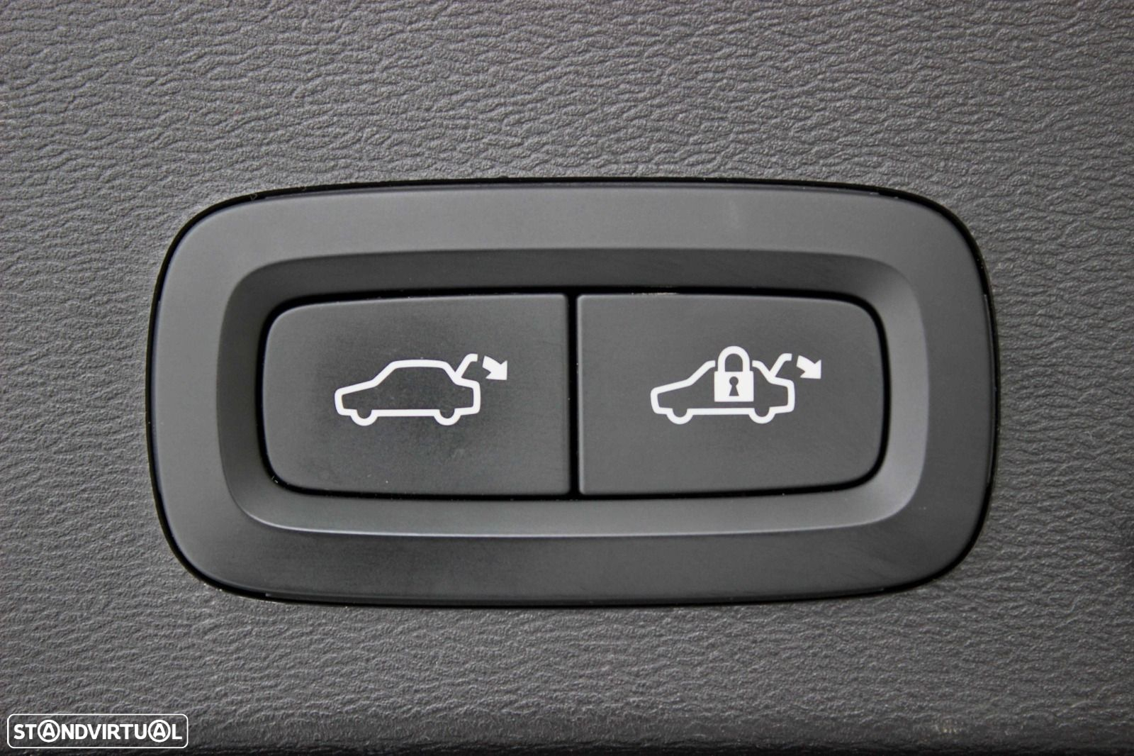 Volvo XC 40 1.5 T5 PHEV R-Design - 12