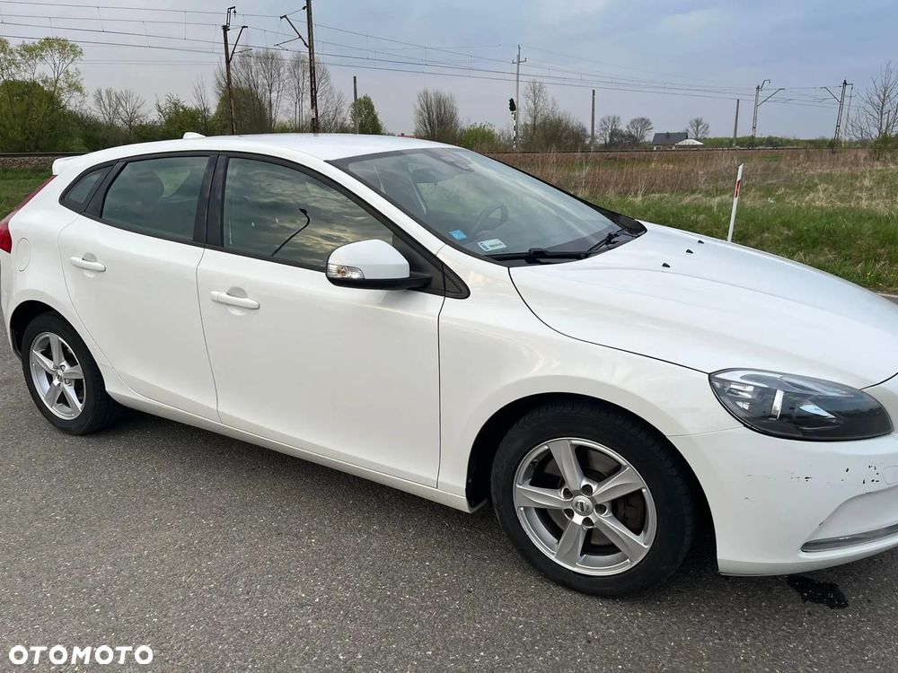 Volvo V40 - 11
