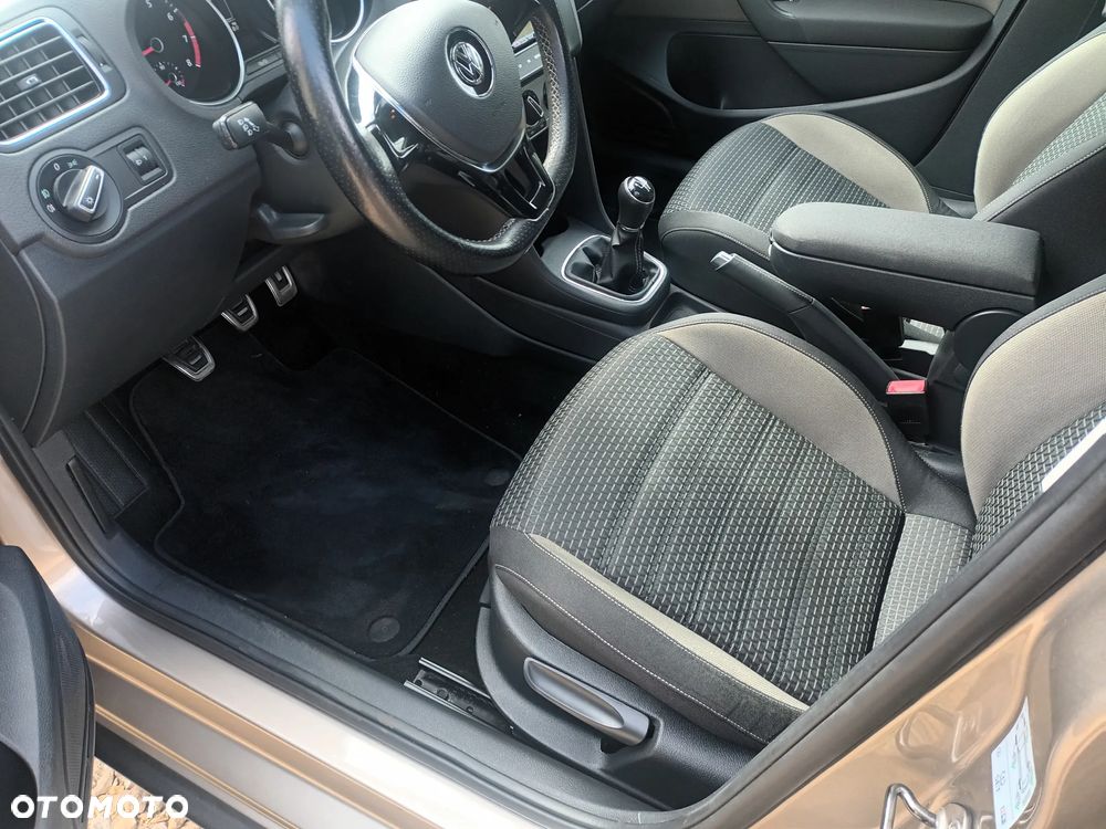Volkswagen Polo Cross - 4