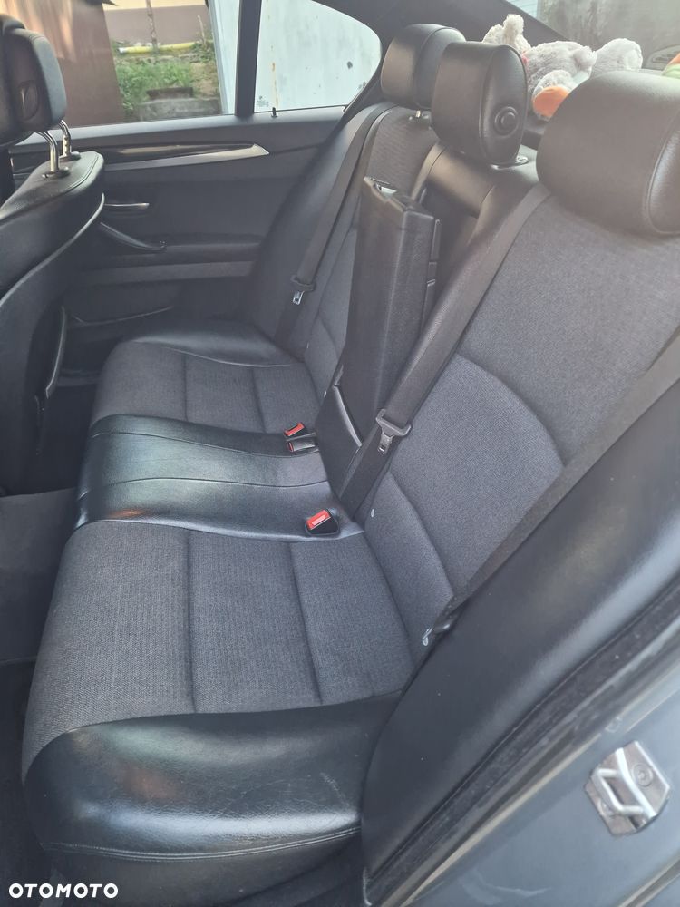 BMW Seria 5 520d - 20