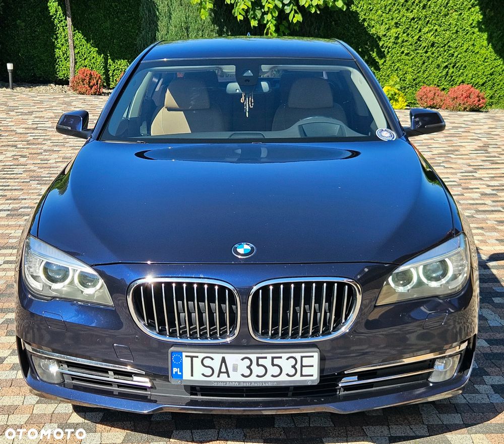 BMW Seria 7 740d - 9