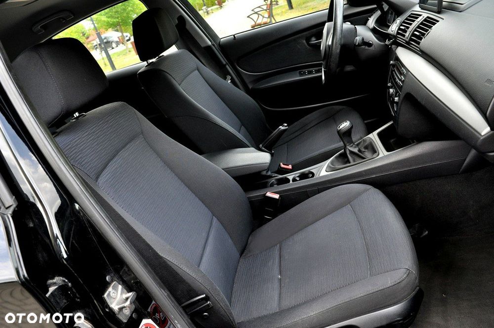 BMW Seria 1 116i - 8