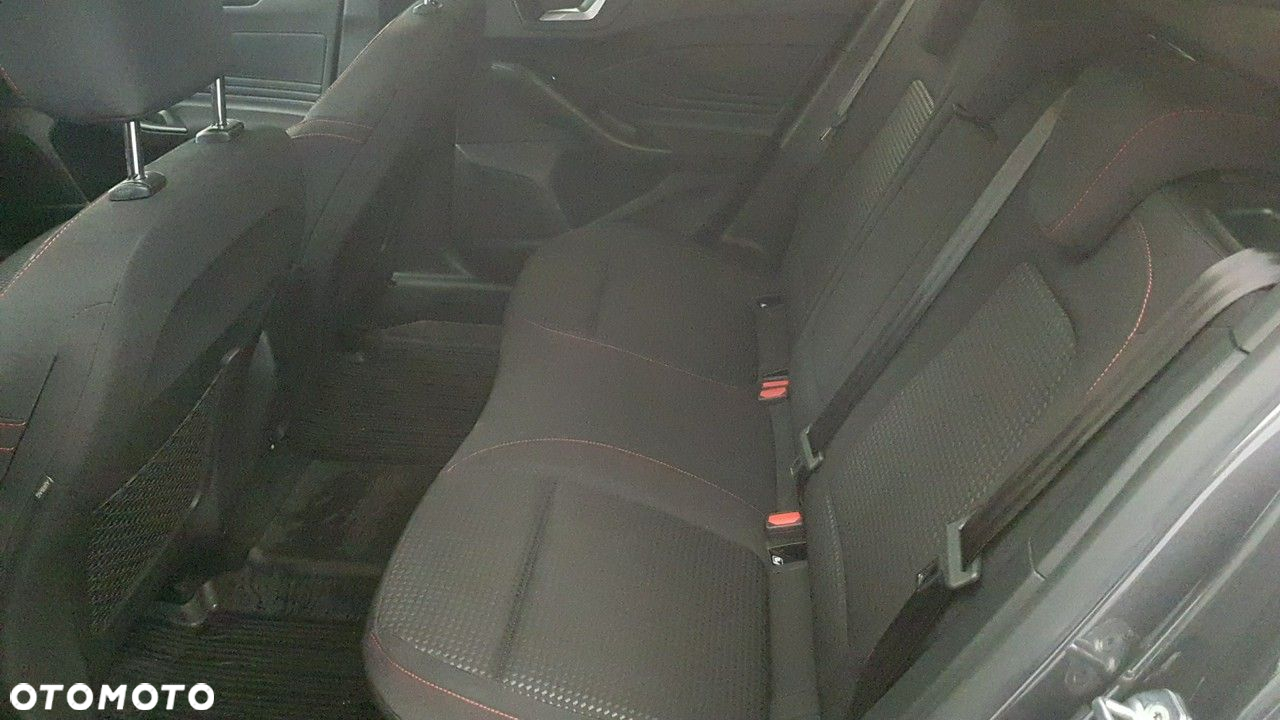 Ford Focus - 22