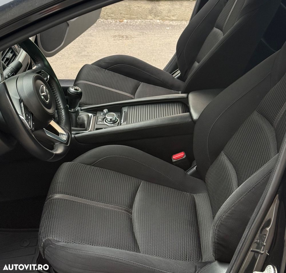 Mazda 3 - 19