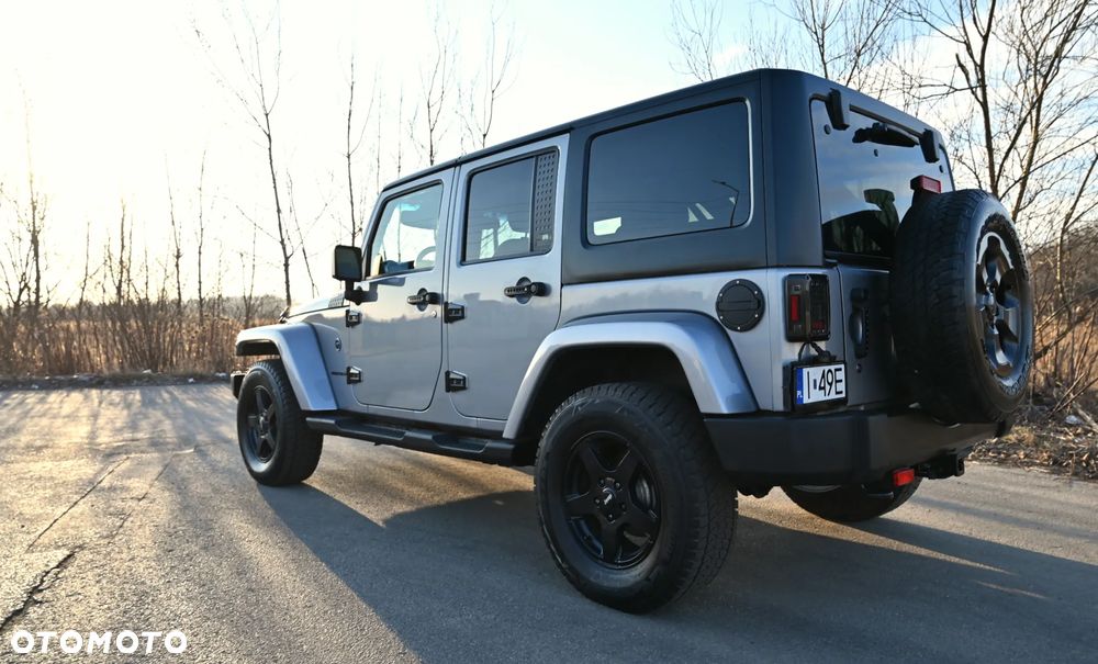 Jeep Wrangler - 13
