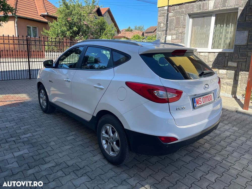 Hyundai ix35 1.7 CRDI 2WD blue Trend - 2