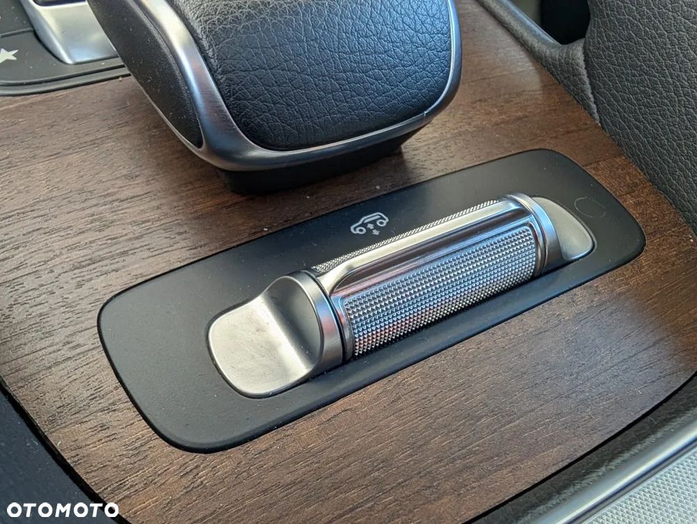 Mercedes-Benz GLE - 13